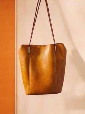 Antik Kraft Women's Tan Vegan Leather Shoulder Bag - NWOT